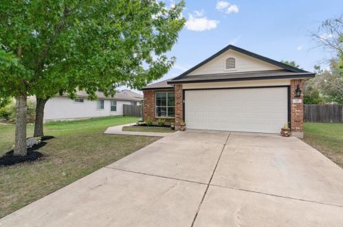 117 Anderson St, Monadale, TX 78634-5318