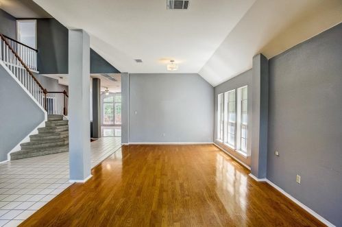 100 Parque Cir, Georgetown TX 78626-4537 exterior