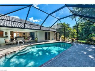 8025 San Simeon Way, Naples, FL 34109-7146