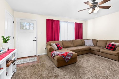430 Pembroke Rd, Valpo, IN 46385-9771