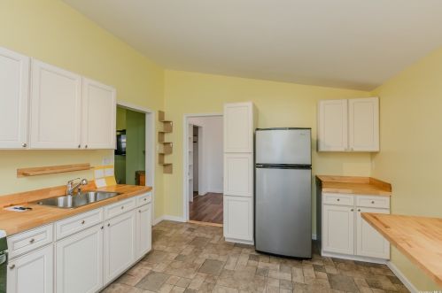 22 Blossom Ave, Holtsville NY  11742-1705 exterior