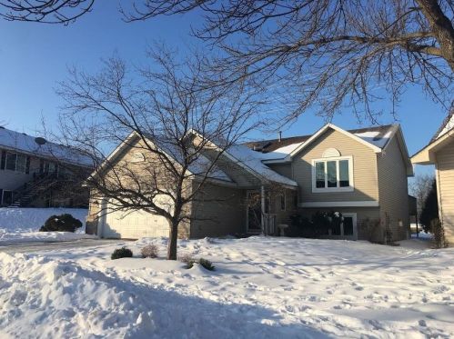15911 Hyland Pointe Ct, Saint Paul, MN 55124-4124