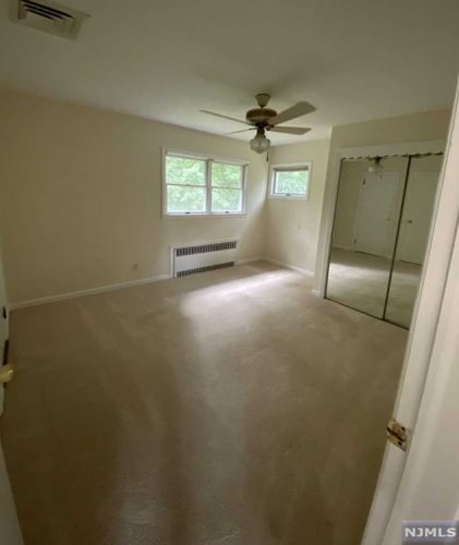 388 Cedar Ave, Ridgewood NJ  07450-5135 exterior