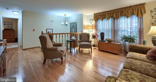 124 Petersburg Rd, Lancaster, PA 17601-3312