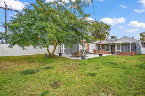 802 J St, Ontario CA  91762-2233 exterior
