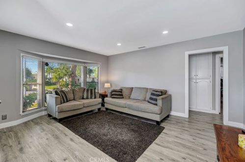 4852 Gondar Ave, Lakewood CA  90713-2410 exterior