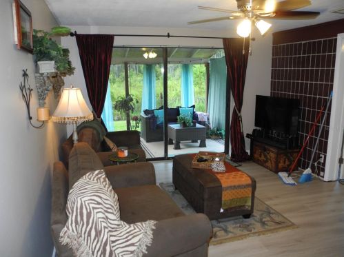 18717 Hamilton St, Lutz FL  33549-3820 exterior