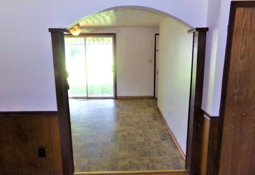 3422 Reaver Ave, Darbydale OH  43123-2028 exterior