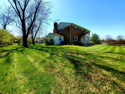 7667 Clough Pike, Cincinnati, OH 45244-2935