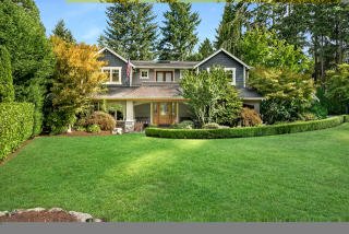 9618 Observation Dr, Kirkland, WA 98033-5106
