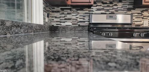 850 Longshore Ave, Philadelphia PA  19111-4423 exterior