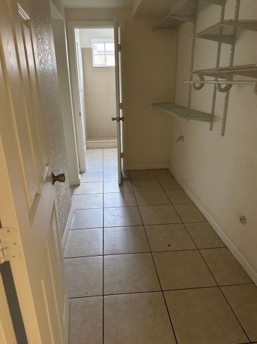 1712 Cherry Ave, Long Beach CA  90806-5821 exterior