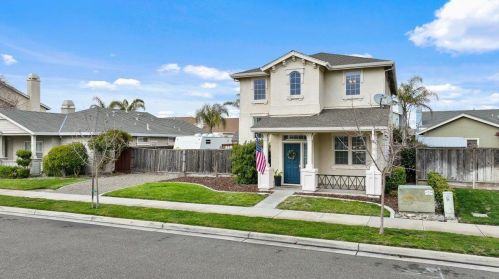 1772 Parkside Way, Valley Home, CA 95361-8666