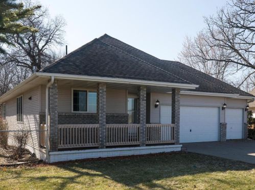 2546 Meadow Oak Ave, Monticello, MN 55362-8667