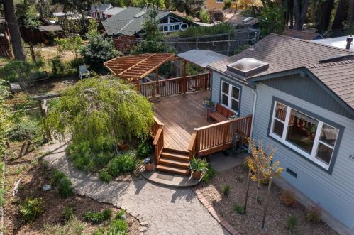 8309 Lorenzo Way, Ben Lomond, CA 95005-9750
