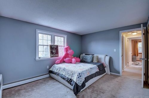 9 Still Field Rd, Manchester CT  06040-6355 exterior