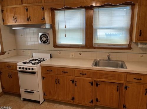 115 Conover Ave, Nutley NJ  07110-3309 exterior