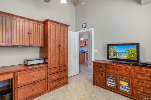 29172 Vallejo Ave, Temecula CA  92592-2302 exterior