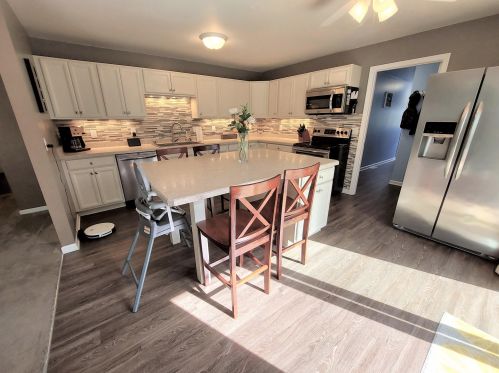 1510 Prairie Ave, Waukesha, WI 53189-7376