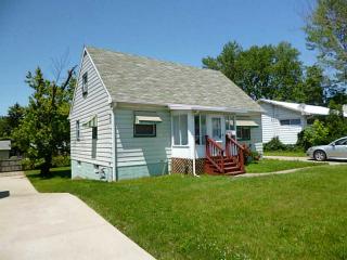 1408 38th St, Erie PA  16508-2324 exterior