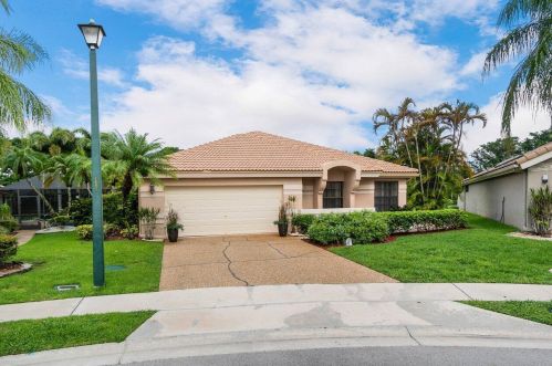 11165 Highland Cir, Boca Raton, FL 33428-2719