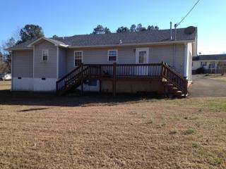 239 Beaverwood Dr, Adamsville, TN 38310-1630