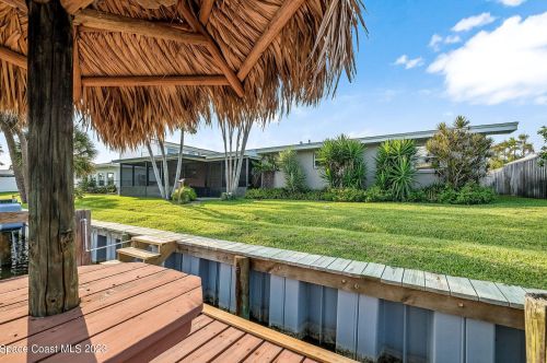 1695 Davis Dr, Merritt Island, FL 32952-5934