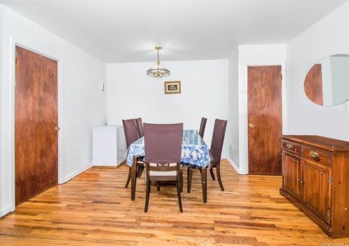 535 Soundview Ave, Bronx, NY 10473-2927