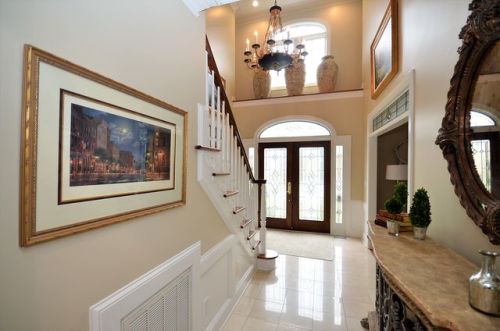 4 Westmount Ct, Greensboro, NC 27410-2183