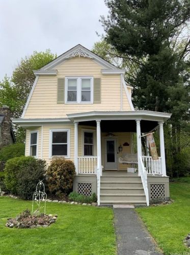 72 Wallkill Ave, Montgomery, NY 12549-1115