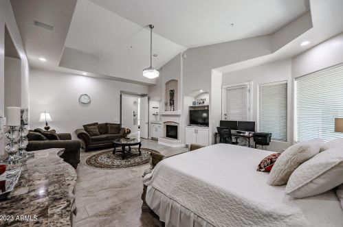 9610 Laurel Ln, Scottsdale AZ 85254-4901 exterior