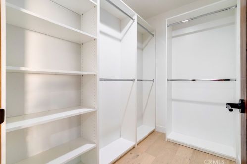 3811 Karen Lynn Dr, Glendale CA  91206-1219 exterior