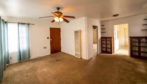 3481 Myrtle Ave, San Diego CA 92104-4426 exterior