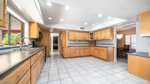 6001 Friess Dr, Scottsdale AZ  85254-3117 exterior