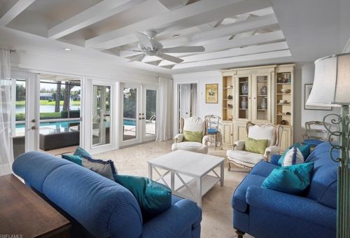 527 Devils Ln, Naples FL  34103-3021 exterior