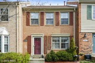 2084 Mayflower Dr, Woodbridge, VA 22192-2317