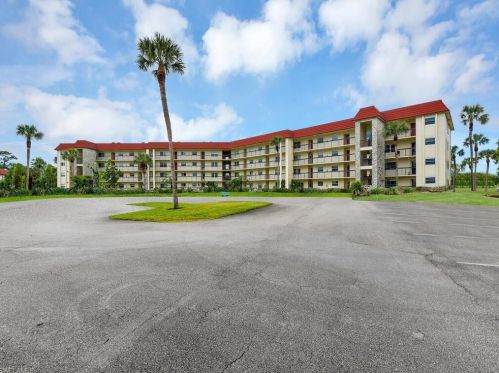4372 27th Ct, Naples FL  34116-7908 exterior