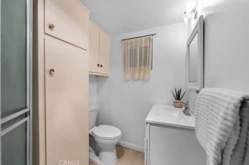 609 35th St, Manhattan Beach CA  90266-3427 exterior