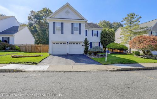 134 Woodcliff Blvd, Morganville, NJ 07751-4228