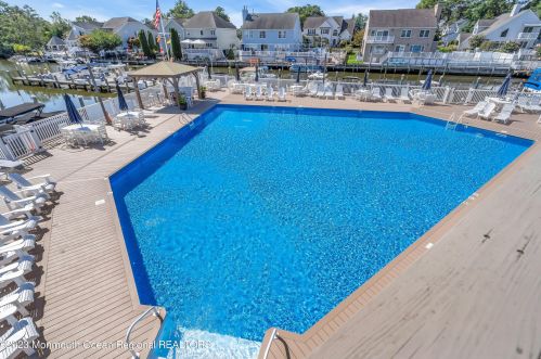 34 Sailors Quay Dr, Bricktown NJ 08723-4701 exterior