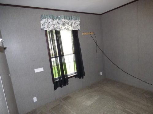 1710 Kirk Dr, Verona PA  15147-3917 exterior