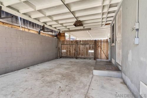 1105 Bittern St, San Diego CA 92114-2513 exterior