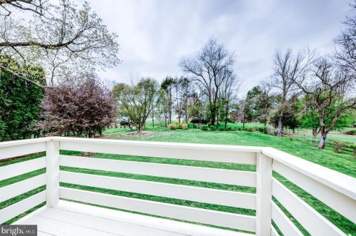 1030 Beaumont Rd, Berwyn PA  19312-2040 exterior