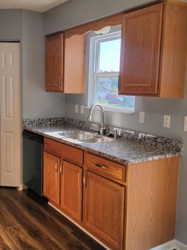 605 Barn St, Pataskala OH  43062-8064 exterior