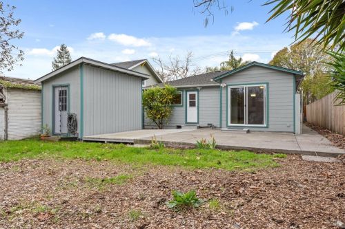 1006 Rutledge Ave, Santa Rosa CA  95404-5510 exterior