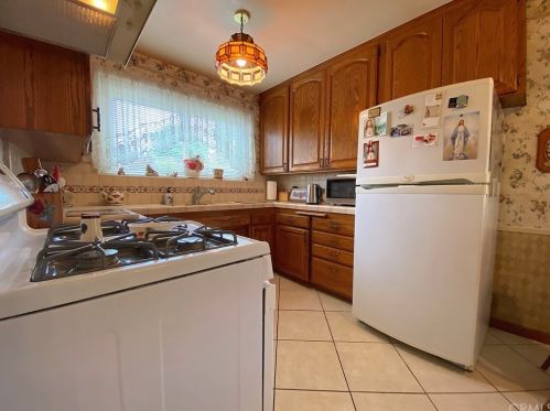 9004 Guilford Ave, Whittier, CA 90605-2421