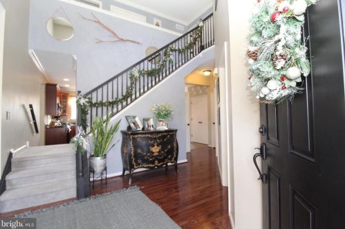 81 Fox Hollow Cir, Pottstown, PA 19464-2164