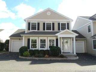 25 Hawthorne Ridge Cir, Bridgeport, CT 06611-5710