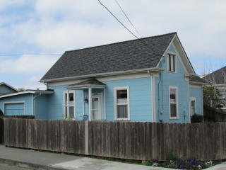 2004 Pine St, Eureka CA  95501-2832 exterior