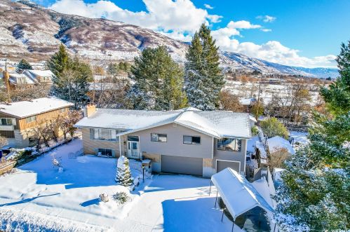 1096 Cambridge Rd, West Kaysville UT  84037-1305 exterior